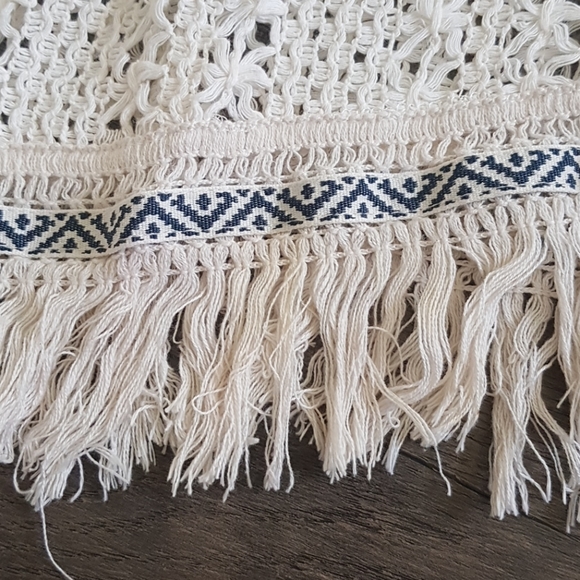 3/$25 Akemi + Kin Fanja Crochet crop top, size S - Picture 5 of 8